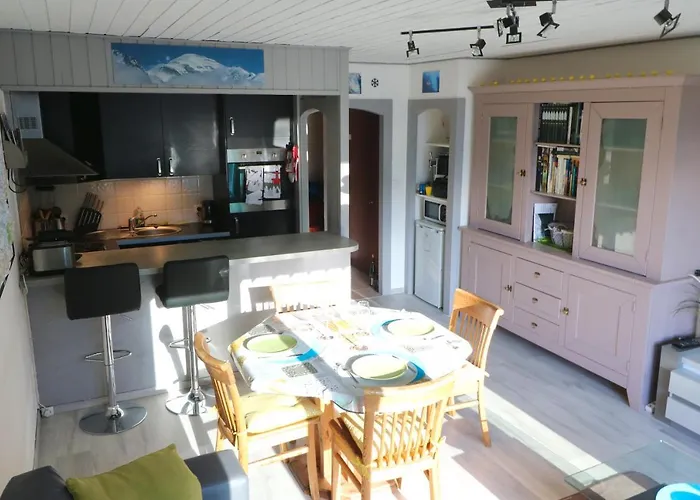 Centre, 51m2, Vue Mt Blanc, 2 A 6 Pers, 2 Balcons *