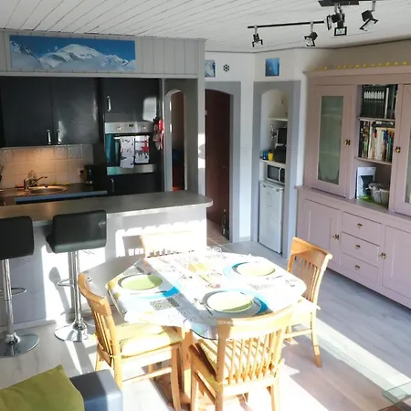 Centre, 51m2, Vue Mt Blanc, 2 A 6 Pers, 2 Balcons *